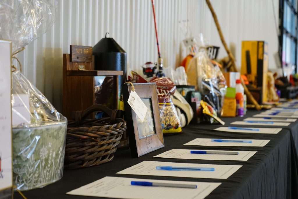 silent auction table 